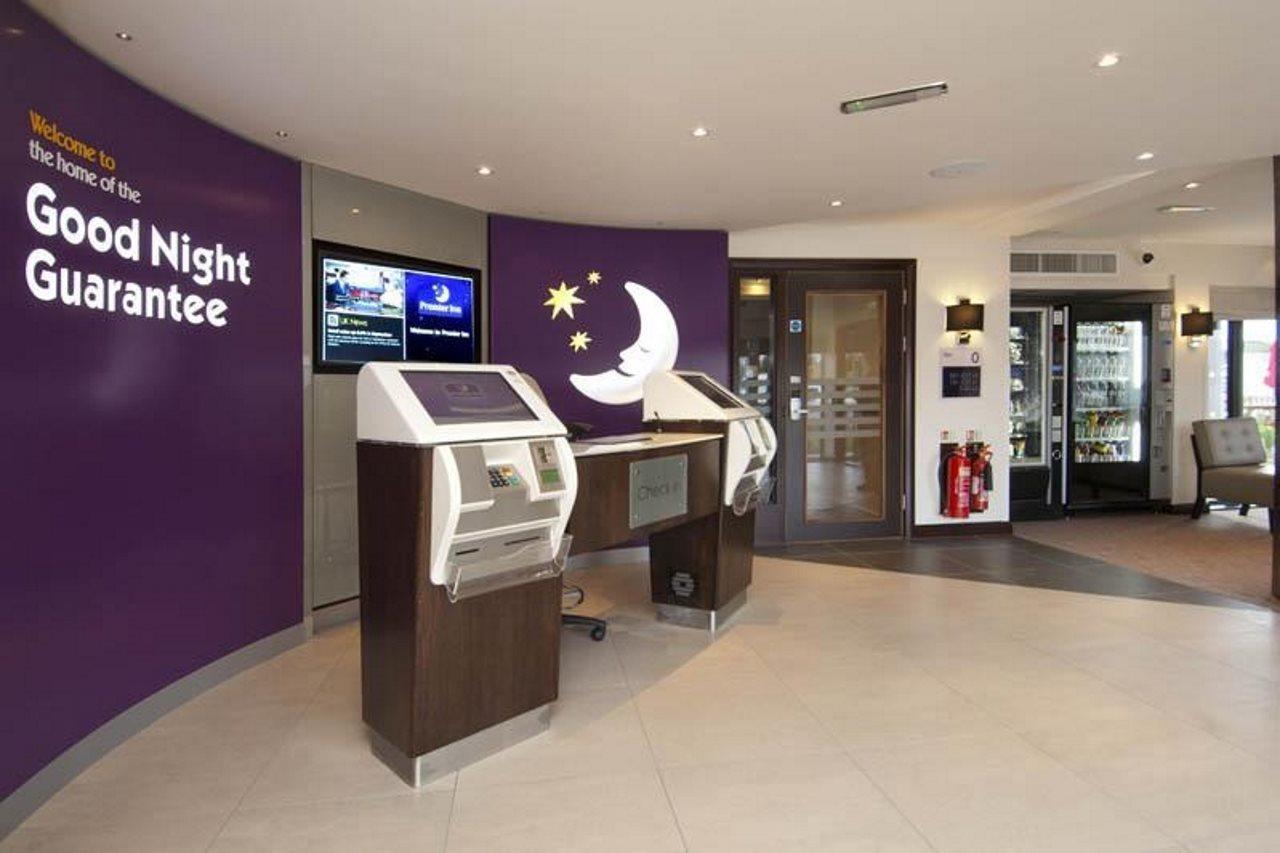 Premier Inn 埃克塞特 外观 照片